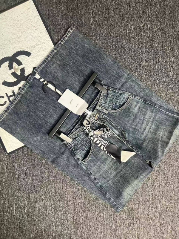 c04bd920-ba10-4ff8-b32a-4eef6a333306